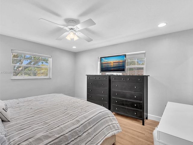 8740 Pasadena Blvd, Pembroke Pines, FL 33024