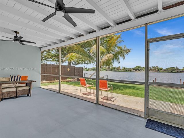 8740 Pasadena Blvd, Pembroke Pines, FL 33024