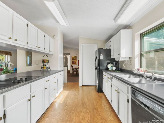 103 Stonegate South, Boerne, TX 78006