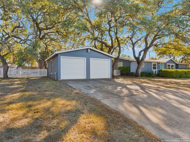 103 Stonegate South, Boerne, TX 78006