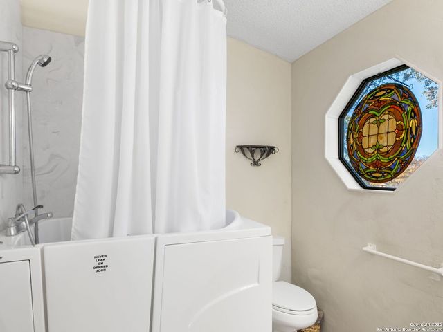 103 Stonegate South, Boerne, TX 78006