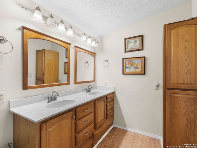 103 Stonegate South, Boerne, TX 78006