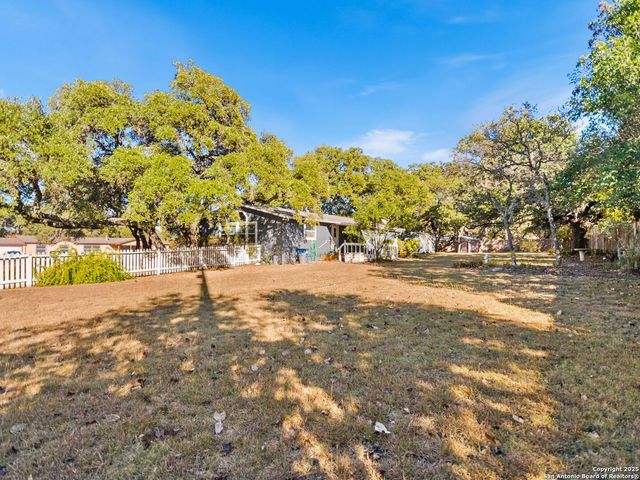 103 Stonegate South, Boerne, TX 78006