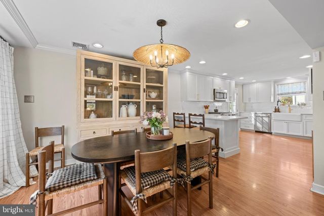 1 BLACK FRIAR RD, Bryn Mawr, PA 19010