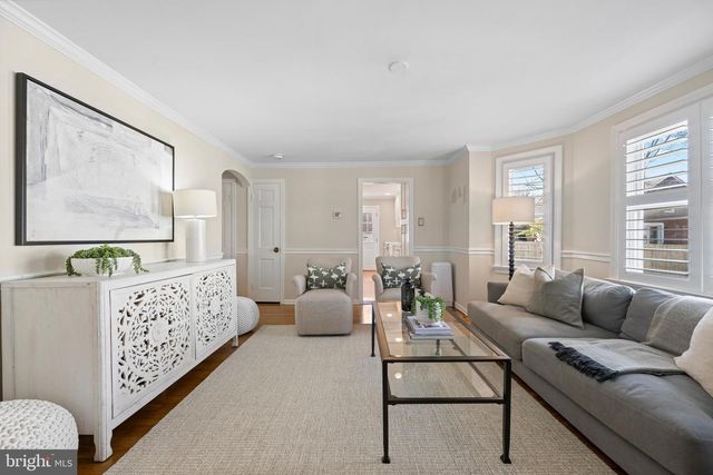 1 BLACK FRIAR RD, Bryn Mawr, PA 19010