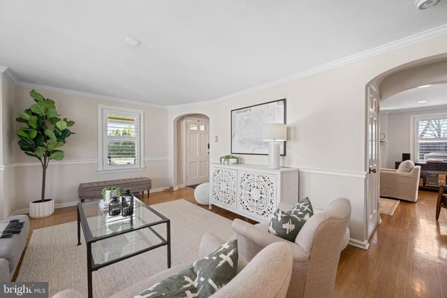 1 BLACK FRIAR RD, Bryn Mawr, PA 19010