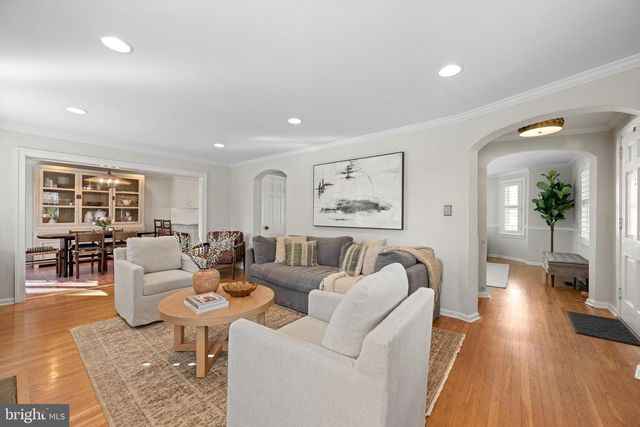 1 BLACK FRIAR RD, Bryn Mawr, PA 19010