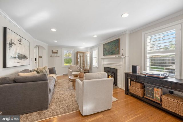 1 BLACK FRIAR RD, Bryn Mawr, PA 19010