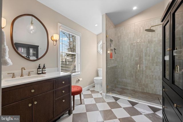 1 BLACK FRIAR RD, Bryn Mawr, PA 19010