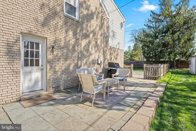 1 BLACK FRIAR RD, Bryn Mawr, PA 19010