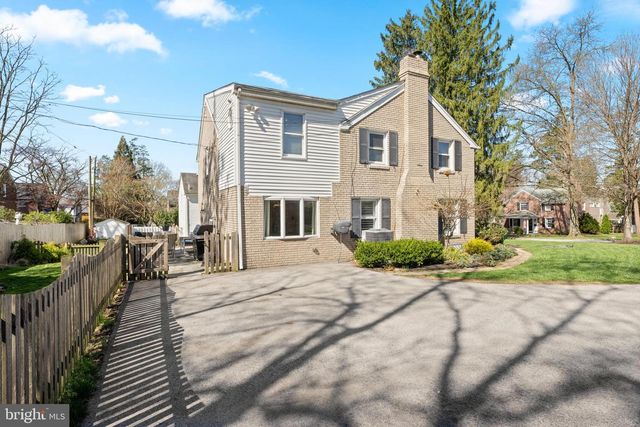 1 BLACK FRIAR RD, Bryn Mawr, PA 19010