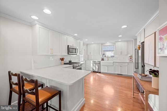 1 BLACK FRIAR RD, Bryn Mawr, PA 19010