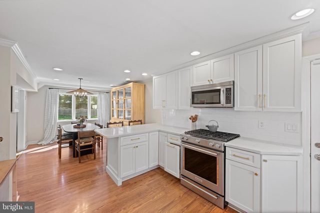 1 BLACK FRIAR RD, Bryn Mawr, PA 19010