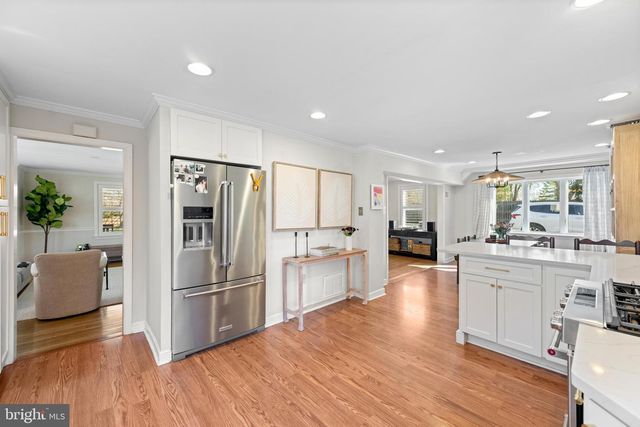 1 BLACK FRIAR RD, Bryn Mawr, PA 19010