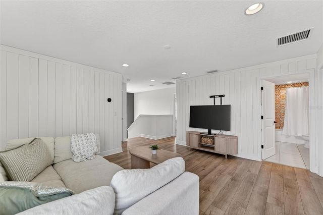7121 ESTERO COURT, Apollo Beach, FL 33572