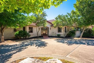 125 Crestline Dr, Kerrville, TX 78028