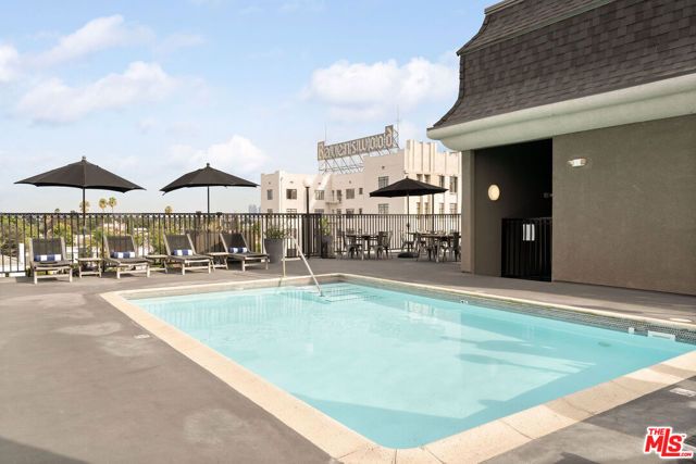 585 N Rossmore Avenue 407, Los Angeles, CA 90004