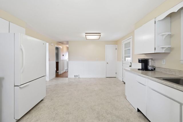 134 Bridle Path Cir, Ludlow, MA 01056
