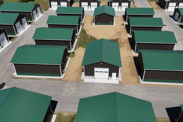 3032 Luxury Barn Lane, Traverse City, MI 49685