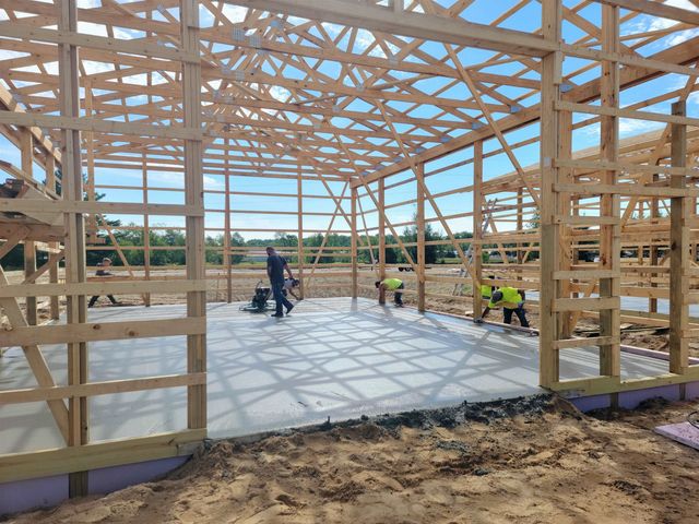 3032 Luxury Barn Lane, Traverse City, MI 49685