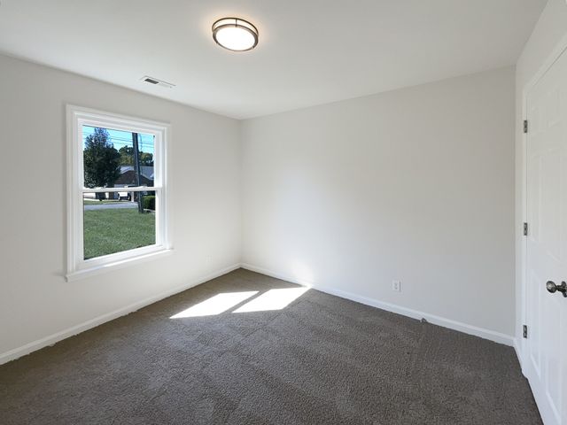 206 Cross Valley Dr, Columbia, TN 38401