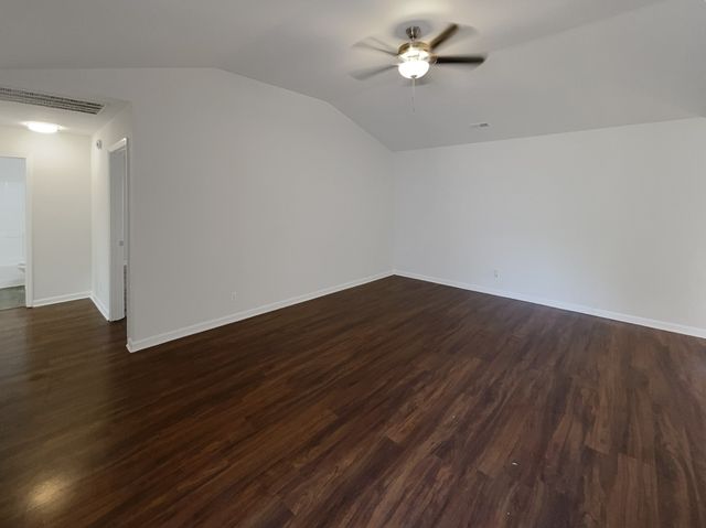 206 Cross Valley Dr, Columbia, TN 38401