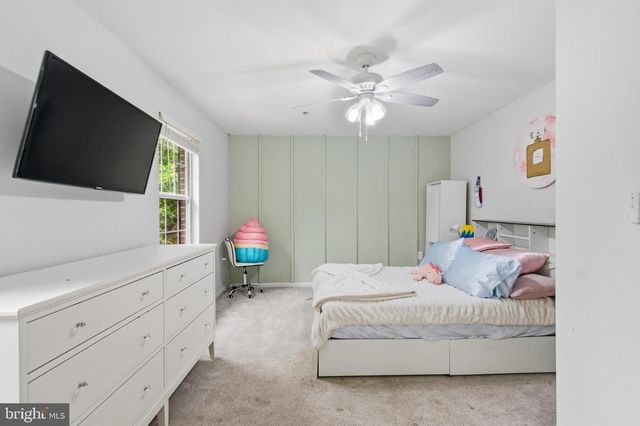 2435 LIZBEC CT, Crofton, MD 21114