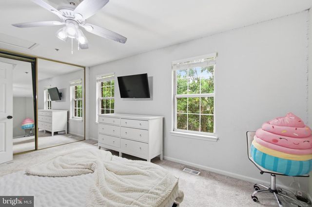 2435 LIZBEC CT, Crofton, MD 21114