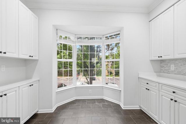 2435 LIZBEC CT, Crofton, MD 21114
