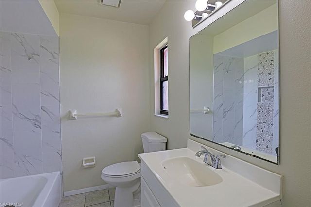 4417 SW Santa Barbara PL, Cape Coral, FL 33914