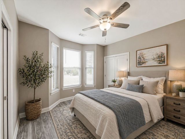 31 Golf Walk Circle, Denison, TX 75020