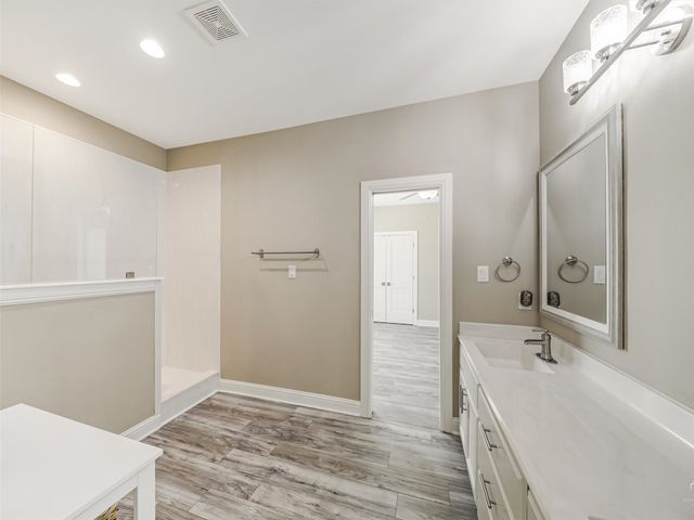 31 Golf Walk Circle, Denison, TX 75020