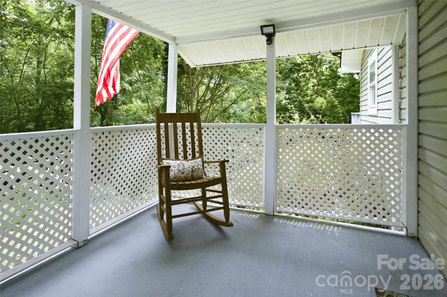 83 E View Street, Marion, NC 28752