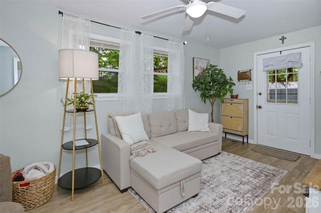 83 E View Street, Marion, NC 28752