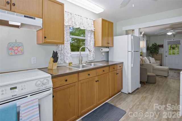 83 E View Street, Marion, NC 28752