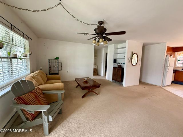 67 Dorchester Drive E, Lakewood, NJ 08701