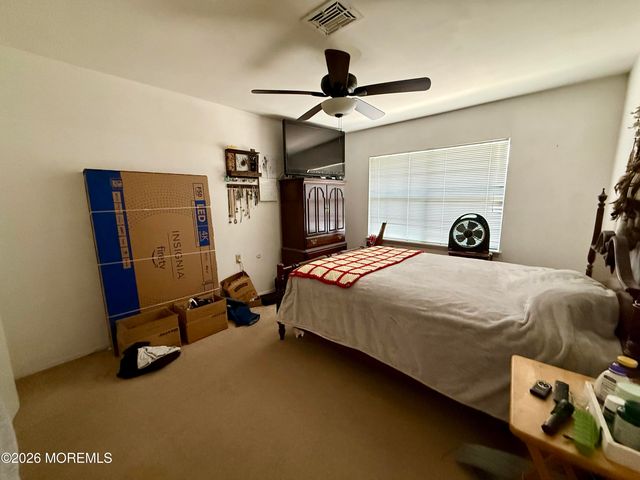 67 Dorchester Drive E, Lakewood, NJ 08701