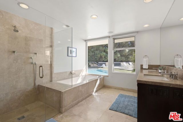 510 Leslie Lane, Beverly Hills, CA 90210