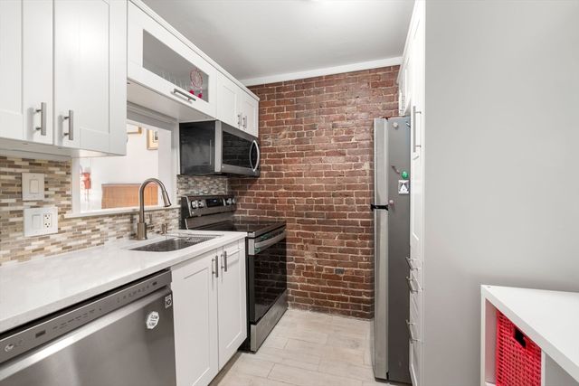 298 Commonwealth Ave G1, Boston, MA 02115