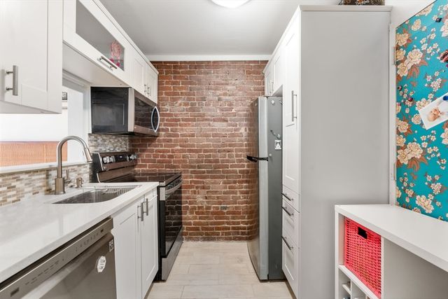 298 Commonwealth Ave G1, Boston, MA 02115