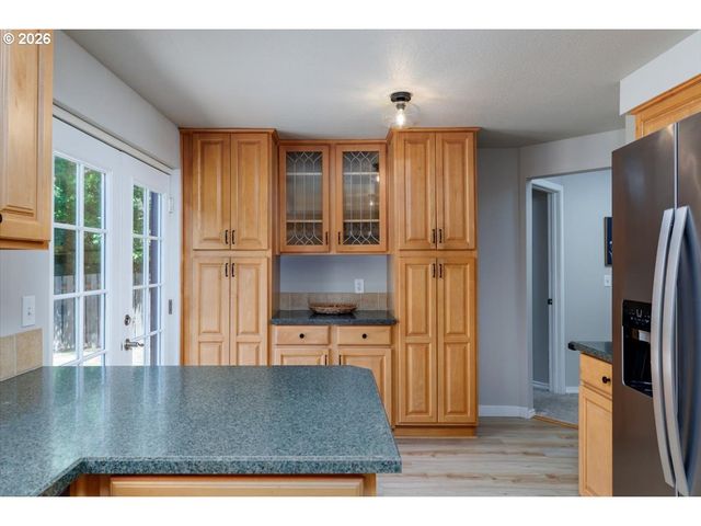 7025 Sw 174TH Ave, Beaverton, OR 97007
