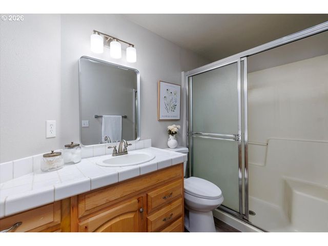 7025 Sw 174TH Ave, Beaverton, OR 97007