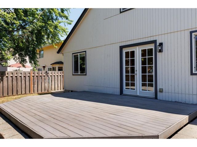 7025 Sw 174TH Ave, Beaverton, OR 97007