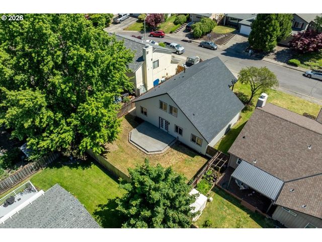 7025 Sw 174TH Ave, Beaverton, OR 97007