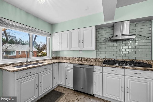 9707 SAXONY RD, Silver Spring, MD 20910