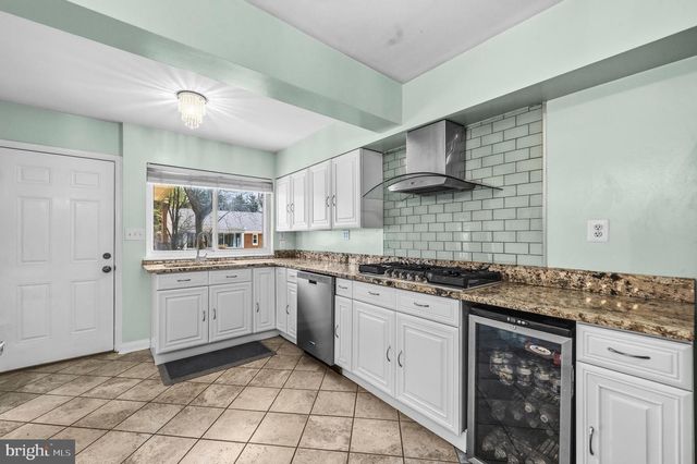 9707 SAXONY RD, Silver Spring, MD 20910