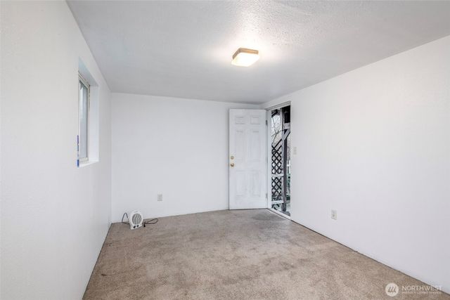 728 15th Street NW, Puyallup, WA 98371