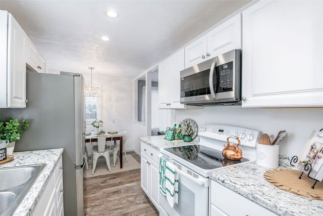 728 15th Street NW, Puyallup, WA 98371