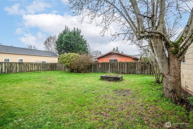 728 15th Street NW, Puyallup, WA 98371