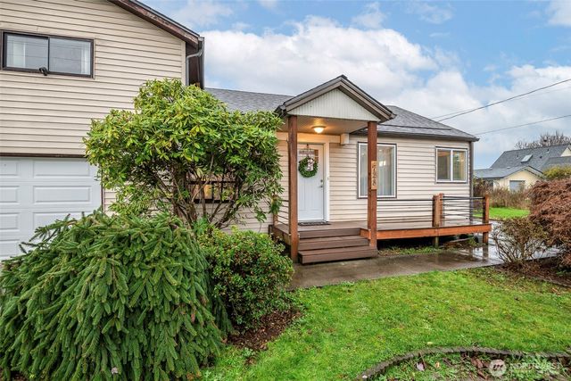 728 15th Street NW, Puyallup, WA 98371